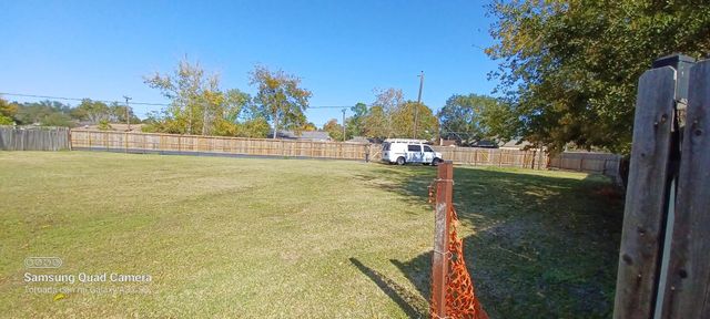 15314 E Ritter Circle, Houston, TX 77071