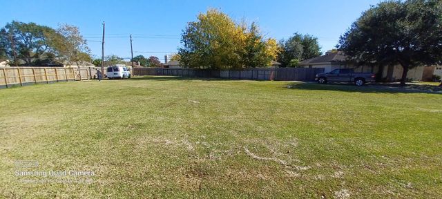 15314 E Ritter Circle, Houston, TX 77071