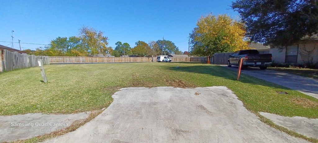 15314 E Ritter Circle, Houston, TX 77071