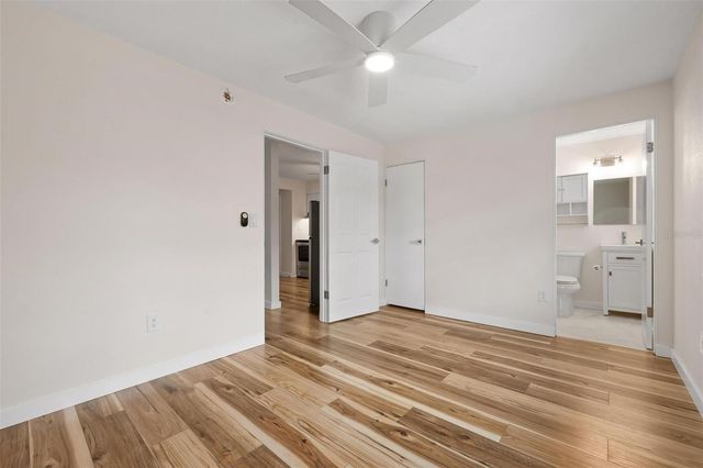 308 OHIO PLACE 6, Sarasota, FL 34236