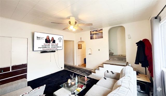 1001 Lincoln Ave, Charleroi Boro, PA 15022