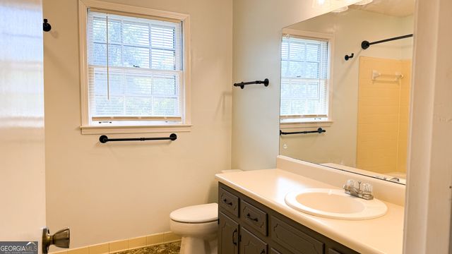 5931 Brassie Ridge Lane, Ellenwood, GA 30294