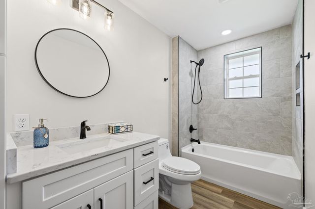 3200 E Avery St, Pensacola, FL 32503