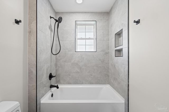 3200 E Avery St, Pensacola, FL 32503