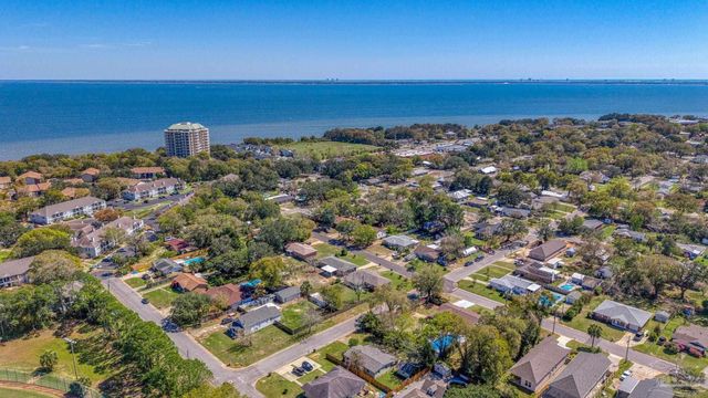 3200 E Avery St, Pensacola, FL 32503