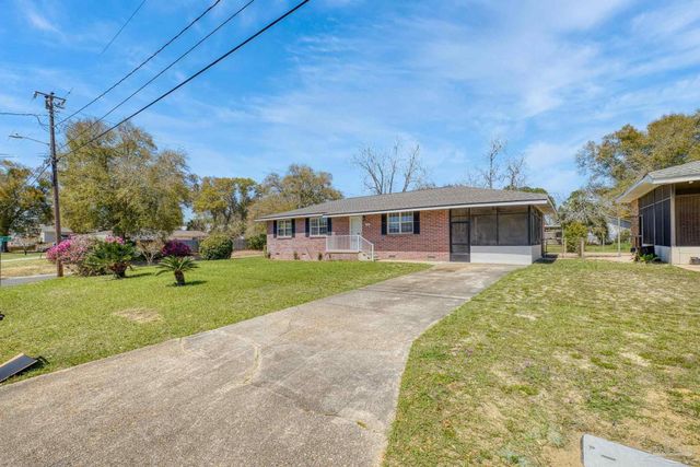 3200 E Avery St, Pensacola, FL 32503