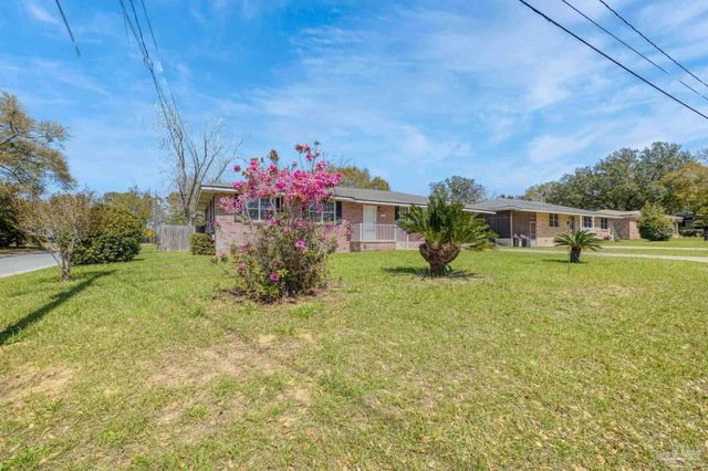 3200 E Avery St, Pensacola, FL 32503