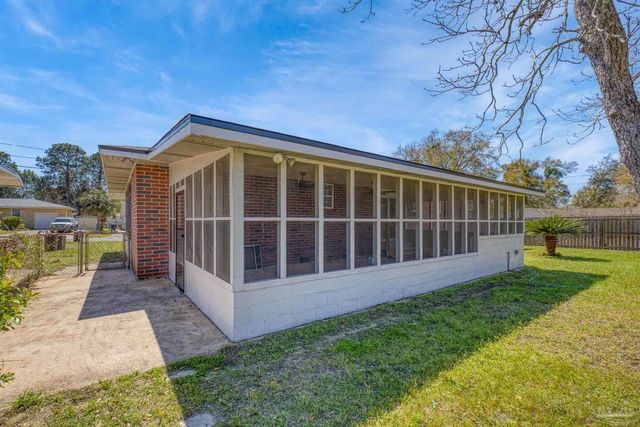 3200 E Avery St, Pensacola, FL 32503