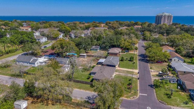 3200 E Avery St, Pensacola, FL 32503