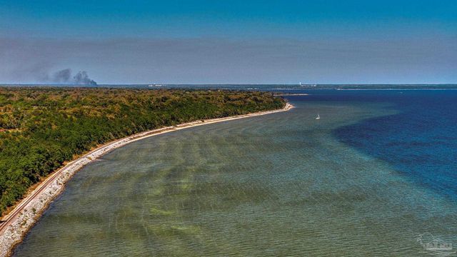 3200 E Avery St, Pensacola, FL 32503