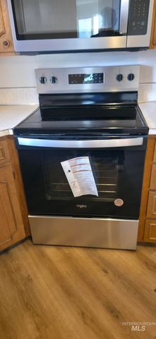 517 S Lawrence Ave, Boise, ID 83709