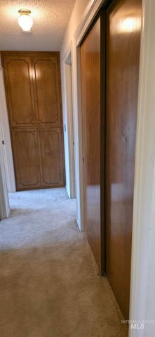 517 S Lawrence Ave, Boise, ID 83709