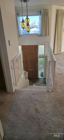 517 S Lawrence Ave, Boise, ID 83709