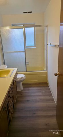 517 S Lawrence Ave, Boise, ID 83709