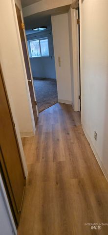 517 S Lawrence Ave, Boise, ID 83709