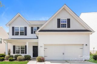 8427 Paw Valley Lane, Charlotte, NC 28214