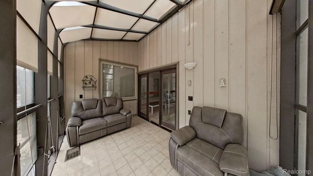 5609 Culpepper Drive, West Bloomfield Charter Township, MI 48322