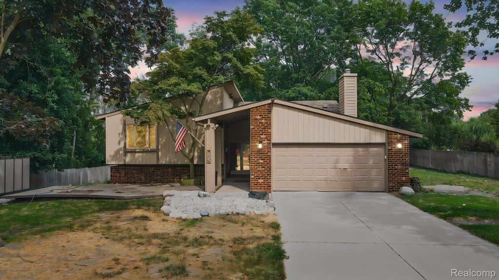5609 Culpepper Drive, West Bloomfield Charter Township, MI 48322