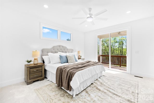 120 Starboard Lane, Statesville, NC 28677