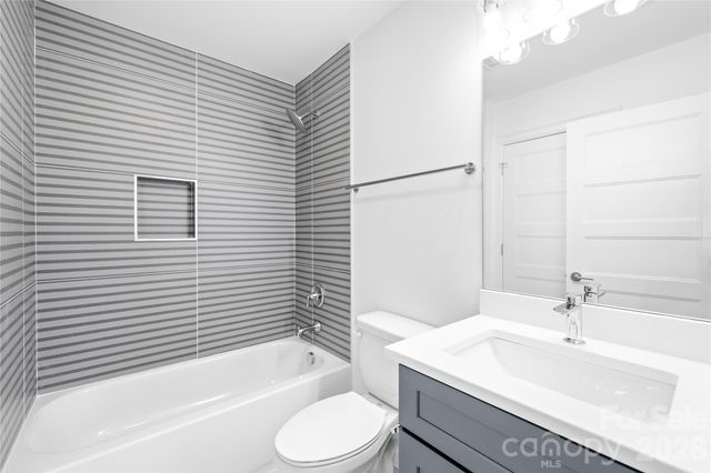 120 Starboard Lane, Statesville, NC 28677