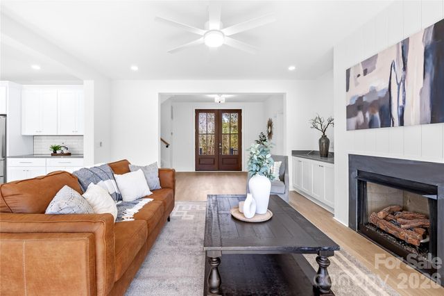 120 Starboard Lane, Statesville, NC 28677