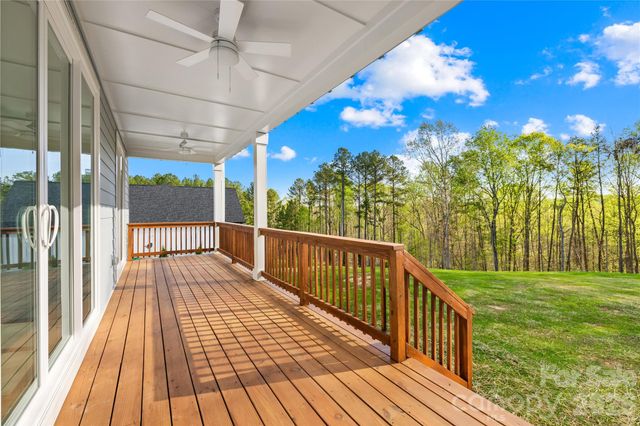 120 Starboard Lane, Statesville, NC 28677