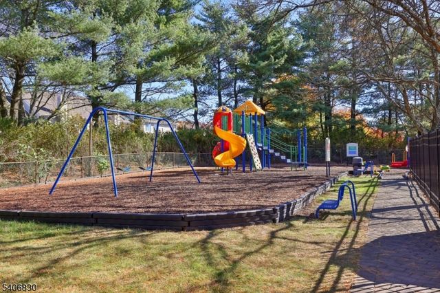 11 Cerone Ct, West Orange Twp., NJ 07052