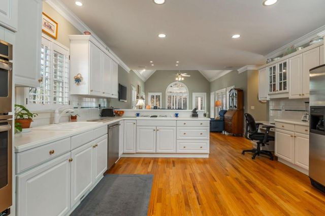 530 Kings County Court, Milton, GA 30004