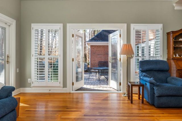 530 Kings County Court, Milton, GA 30004