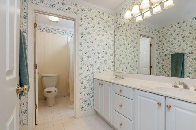 530 Kings County Court, Milton, GA 30004