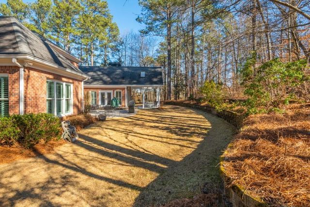 530 Kings County Court, Milton, GA 30004