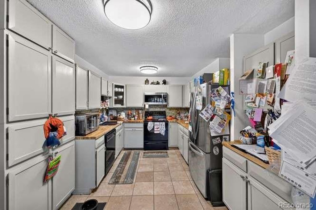 9380 E Center Avenue 1B, Denver, CO 80247