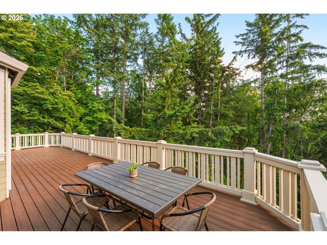 9222 Nw MURDOCK St, Portland, OR 97229