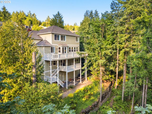 9222 Nw MURDOCK St, Portland, OR 97229