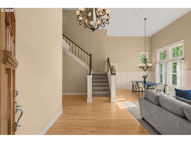 9222 Nw MURDOCK St, Portland, OR 97229