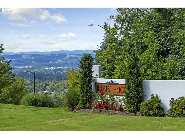 9222 Nw MURDOCK St, Portland, OR 97229