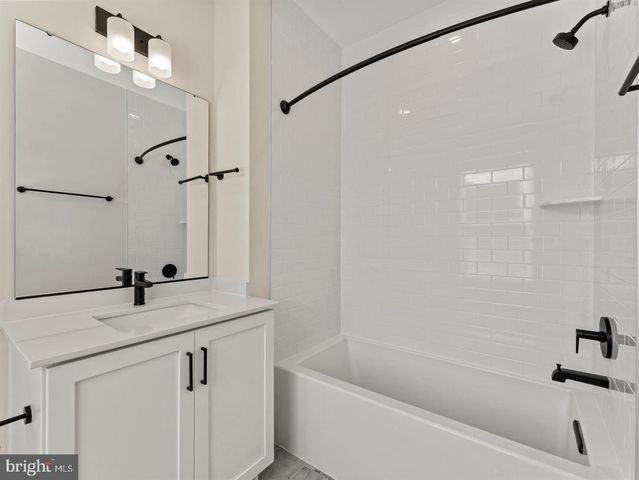 2015 TYSONS RIDGELINE RD, Falls Church, VA 22043