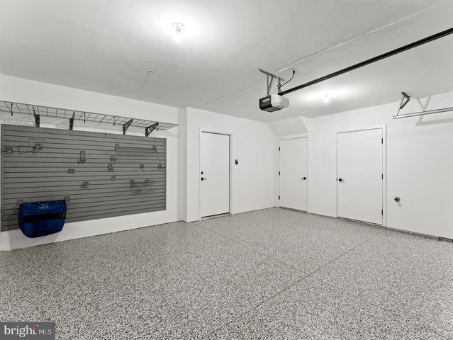 2015 TYSONS RIDGELINE RD, Falls Church, VA 22043
