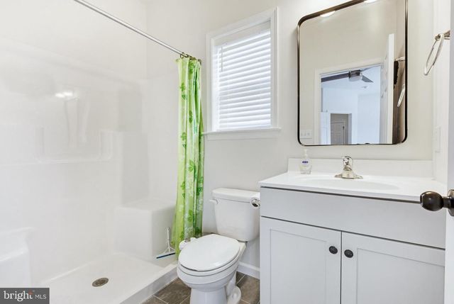 1525 VILLAGE RD, Strasburg, PA 17579