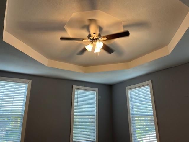 1806 N Avenue S, Freeport, TX 77541