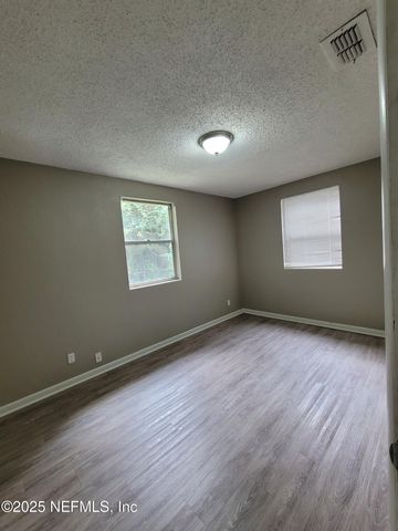 1650 W 14TH Street, Jacksonville, FL 32209