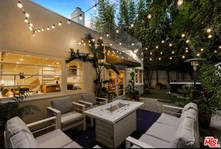 8467 Willoughby Avenue, Los Angeles, CA 90069
