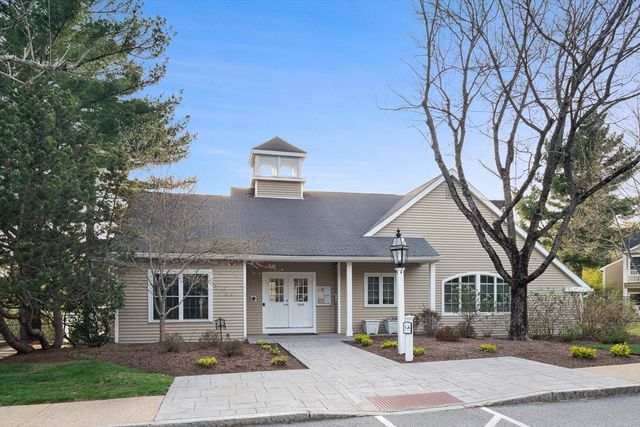 73 Bradford Commons Ln. 73, Braintree, MA 02184