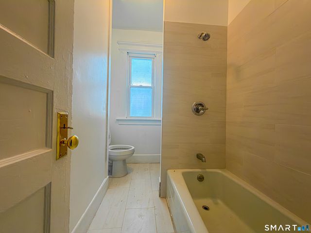 445 Dixwell Avenue, New Haven, CT 06511