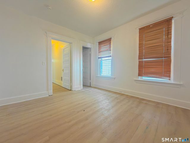 445 Dixwell Avenue, New Haven, CT 06511