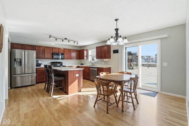 3675 Pickwick Circle, Plainfield, IN 46168