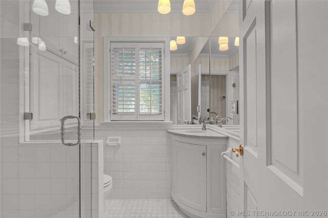 2502 S Columbia Place, Tulsa, OK 74114