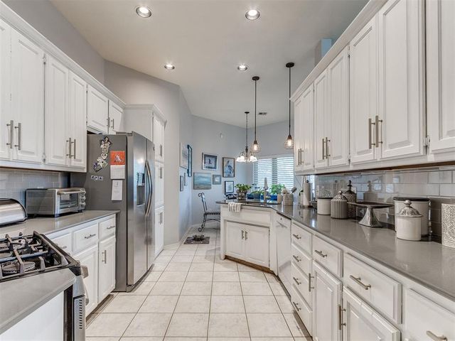 8425 NW 77th Place, Oklahoma City, OK 73132