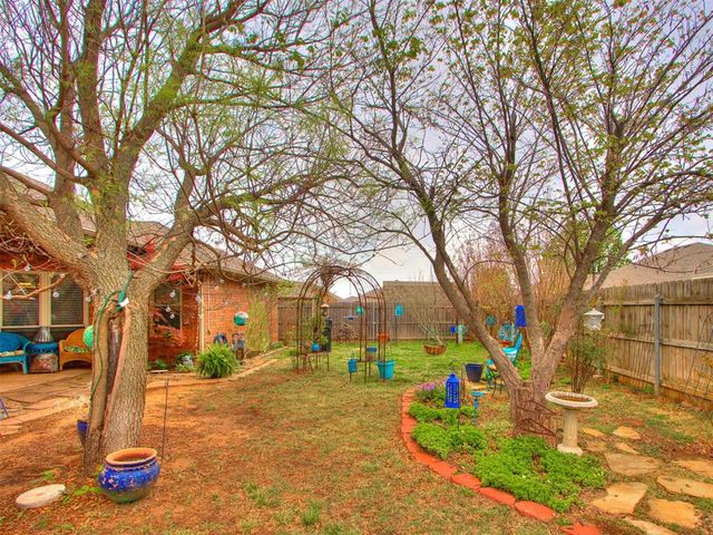 8425 NW 77th Place, Oklahoma City, OK 73132