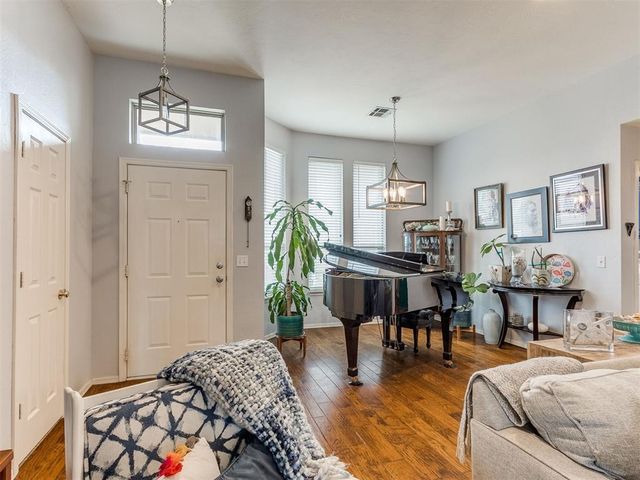 8425 NW 77th Place, Oklahoma City, OK 73132